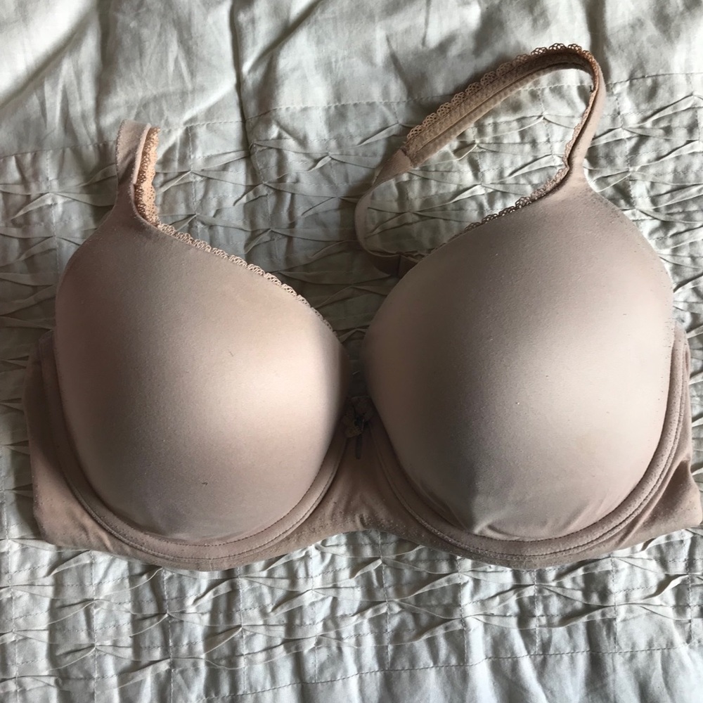 Body by Victoria secret Demi 32 DDD